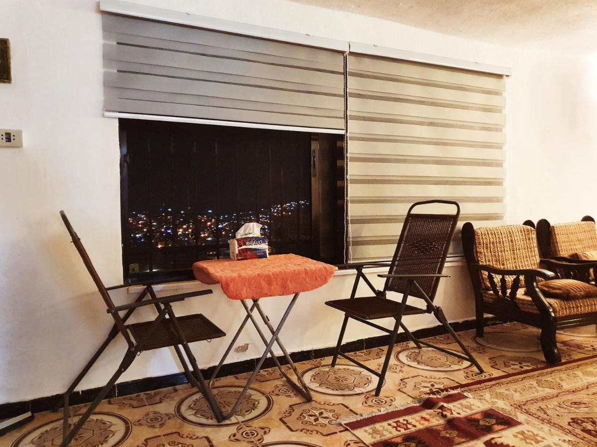 Zeus Apartment Jarash Esterno foto